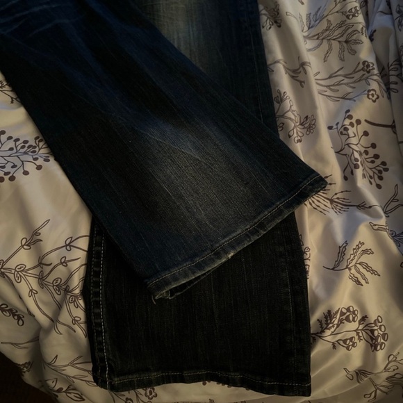 CowGirl Tuff Jeans - Picture 5 of 7